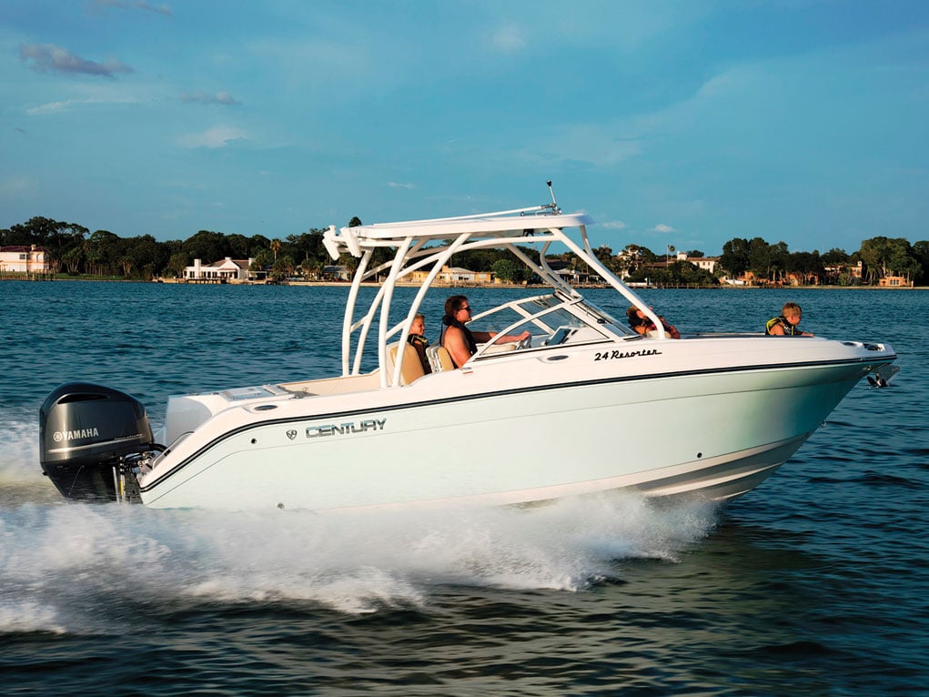 2017 1 Boat Buyers Guide Centurys