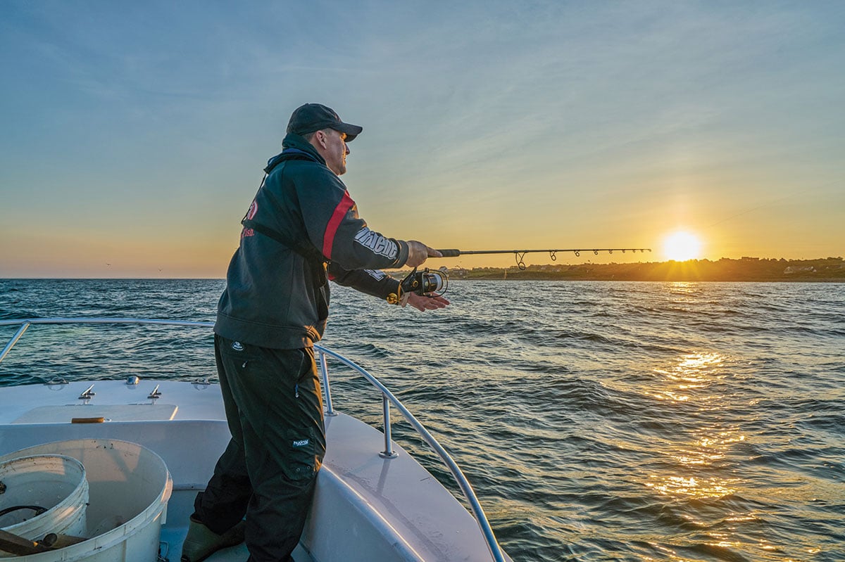 2017 2 Spinning Reels Chris Gatley Casting At Sunrise