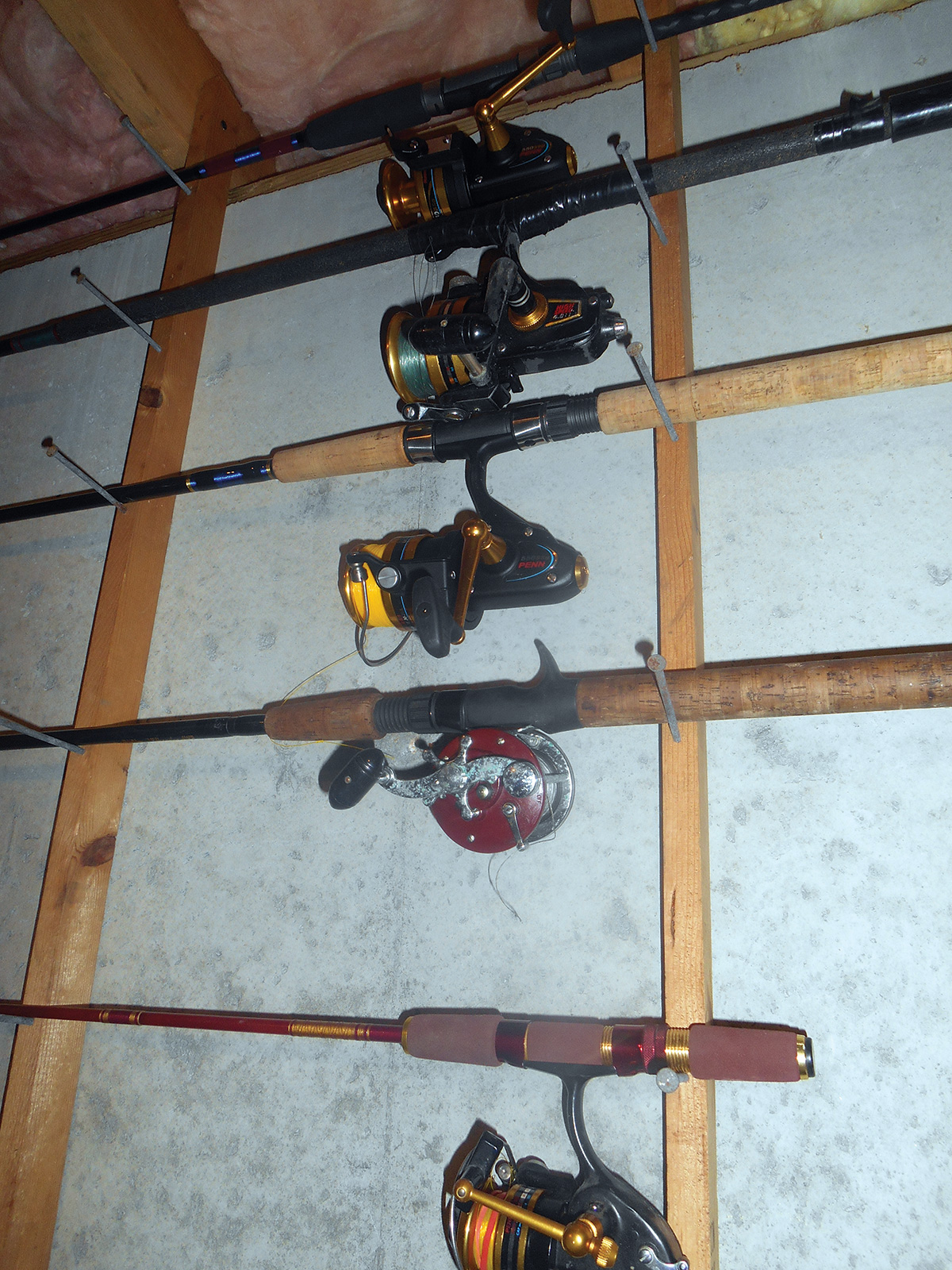 Wall Mounted Fishing Rod Holder 7 Position Fishing Rod Storage