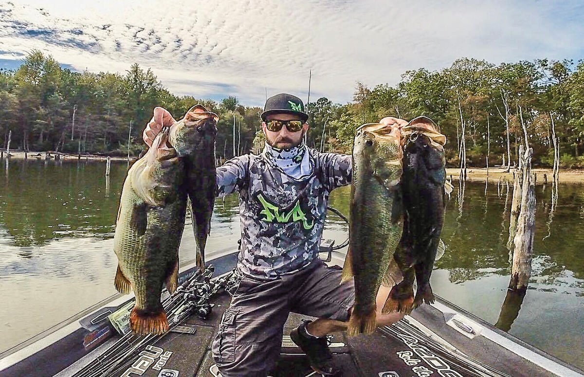 Pre-Spawn Largemouth in the Backwaters - On The Water