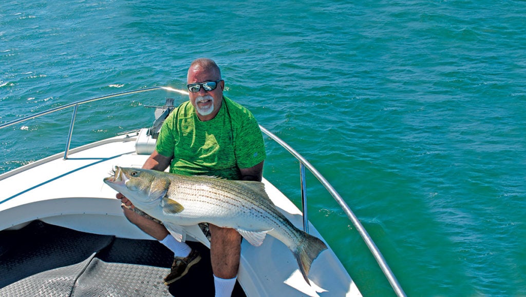 2017 8 Light Tackling Big Water Stripers Mouth