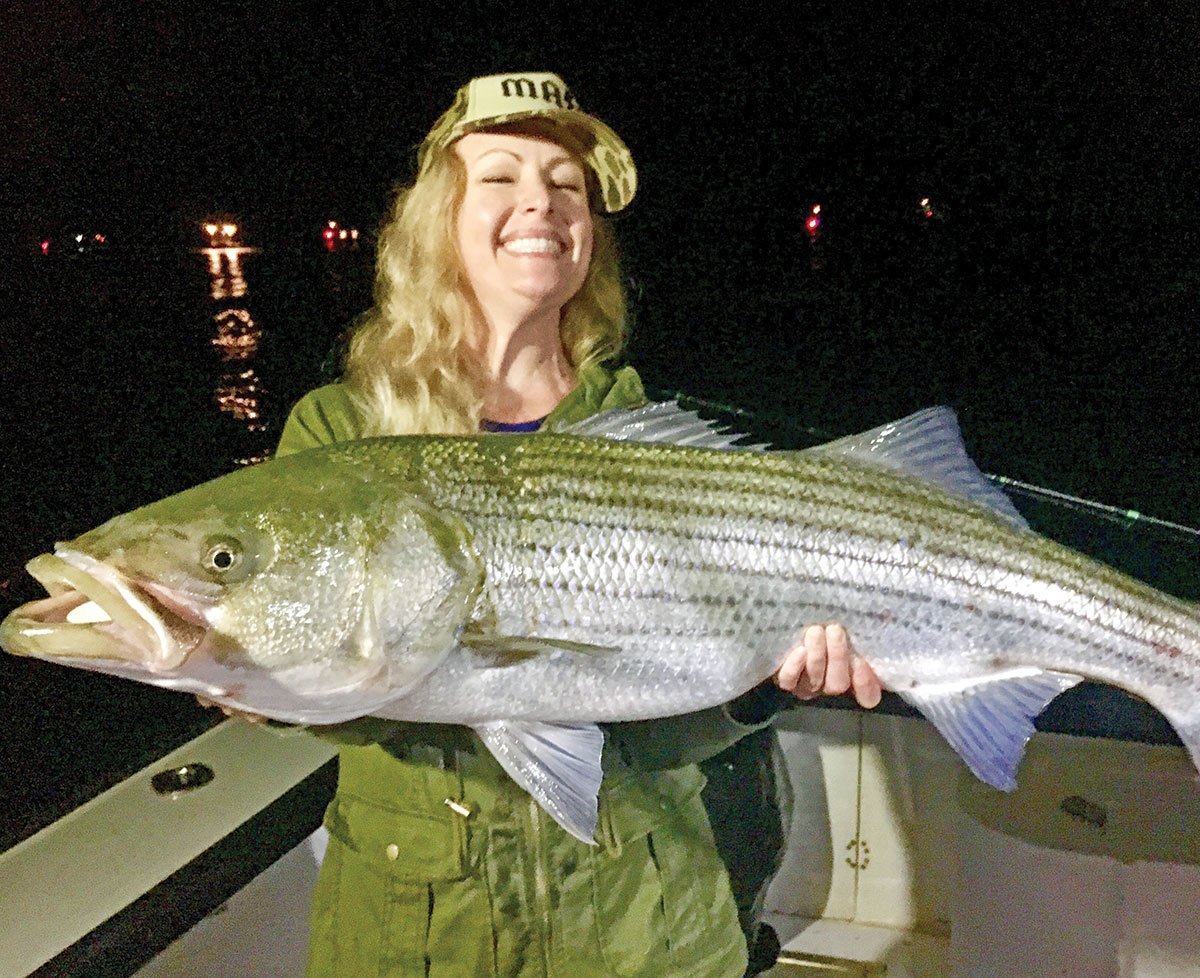 2019 4 Trophy Striper Calendar Big Smile