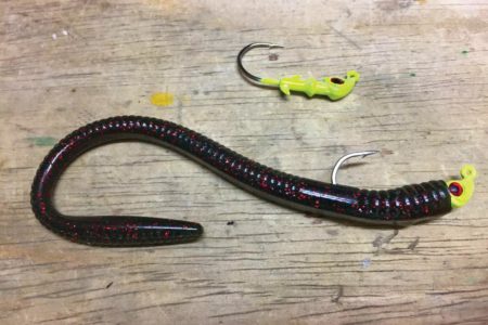 Adding a dark worm to a white or chartreuse bucktail
