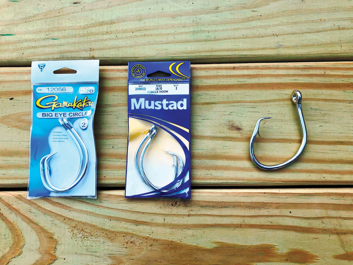 non-offset and non-stainless steel circle hooks