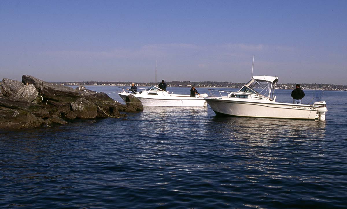 While it’s uncommon to anchor stern to the seas, it’s preferable to placing your prop in the rocks when fishing a breakwall.