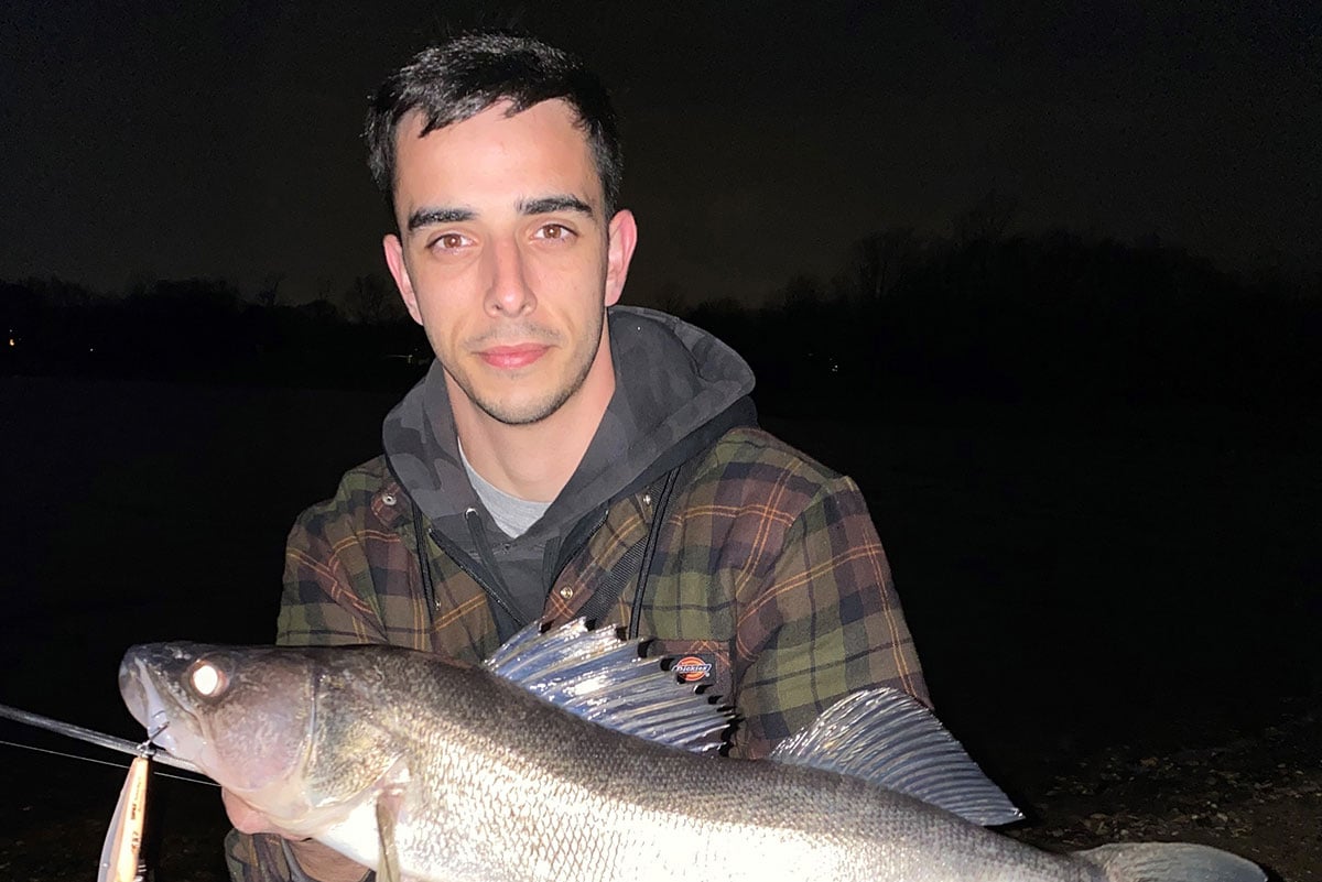 Long Island ‘Eyes All Aboard At Ronkonkoma The Fisherman